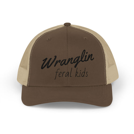 Stylish Snapback Trucker Cap, Casual Outdoor Accessory, Perfect for Everyday Wear, Great Gift for Friends and Family